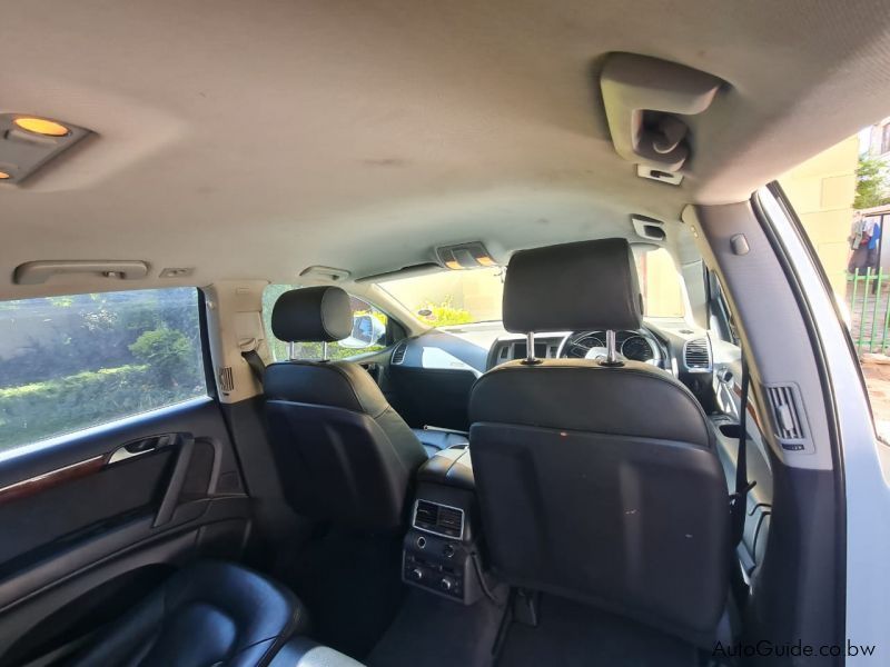 Audi Q7 in Botswana
