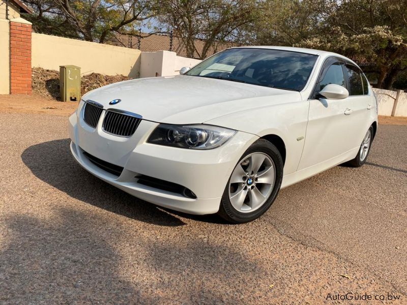 BMW 325i E90 in Botswana