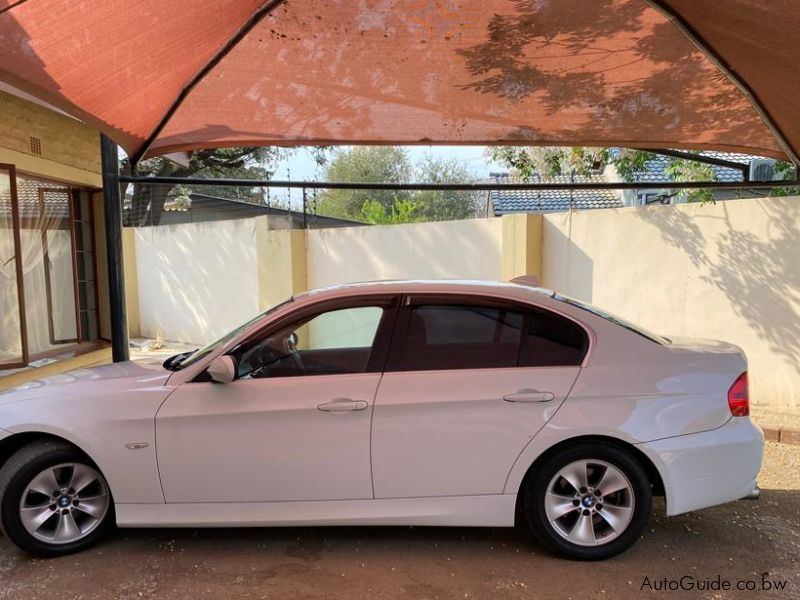 BMW 325i E90 in Botswana