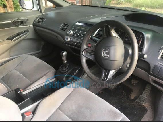 Honda Civic 1.8 vtek LXI in Botswana