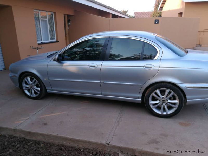 Jaguar X-type in Botswana