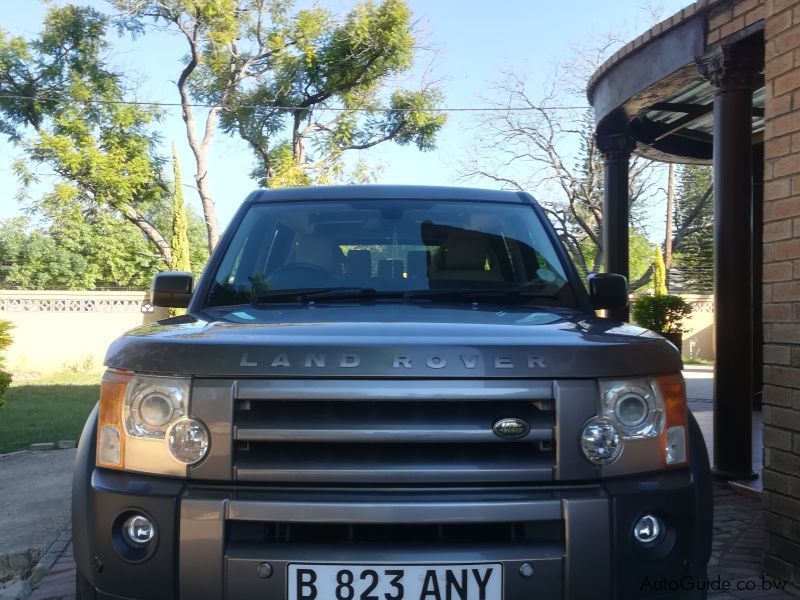 Land Rover Discovery 3 in Botswana