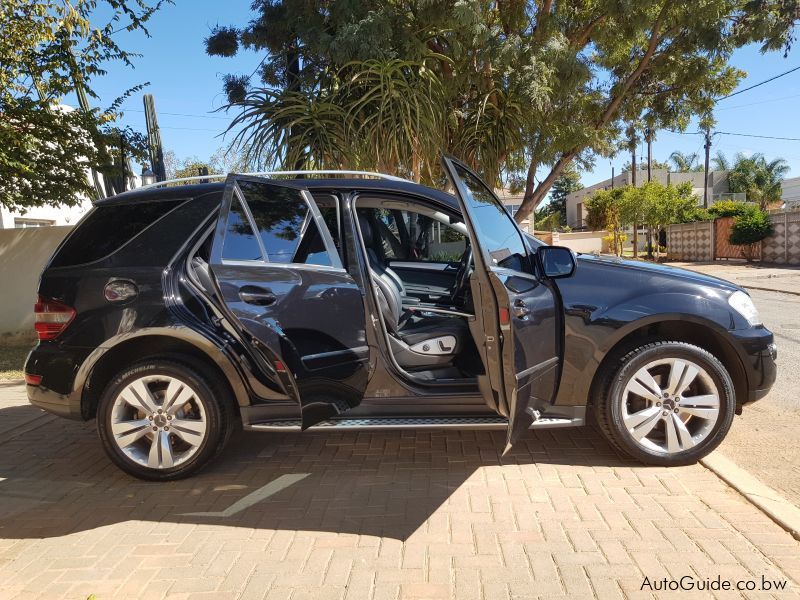 Mercedes-Benz ML 280CDI in Botswana