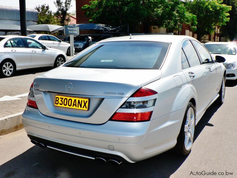 Mercedes-Benz S63 in Botswana