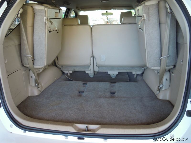 Toyota Fortuner  4.0 V6 in Botswana