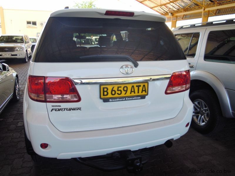 Toyota Fortuner  4.0 V6 in Botswana