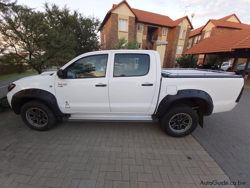 Toyota Hilux 2.5 TDI in Botswana