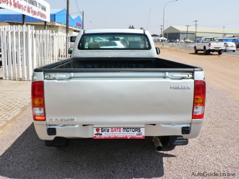 Toyota Hilux vvti Raider  in Botswana