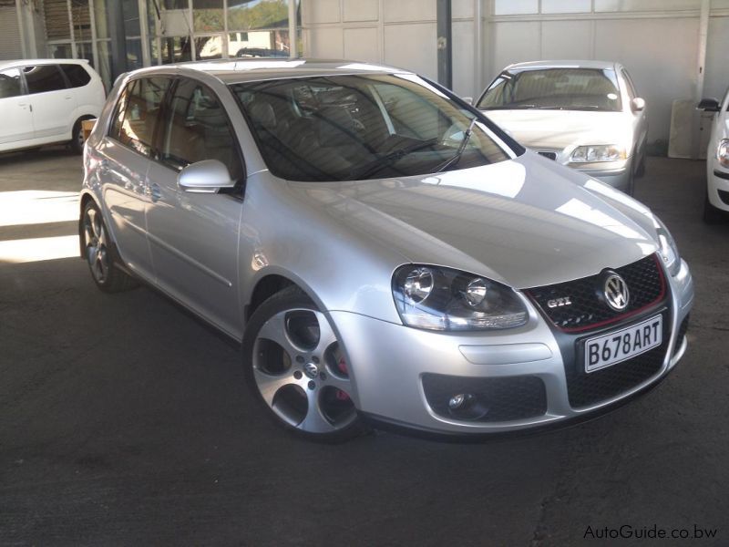 Volkswagen Golf 5 GTI 2.0 in Botswana