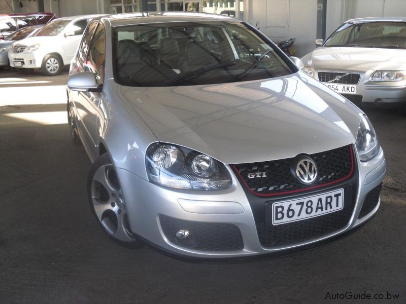 Volkswagen Golf 5 GTI 2.0 in Botswana