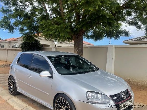 Volkswagen Golf R32 in Botswana