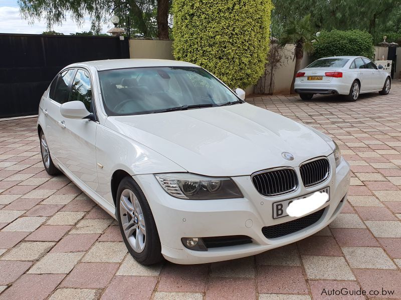 BMW 323i (E90 Facelift) in Botswana