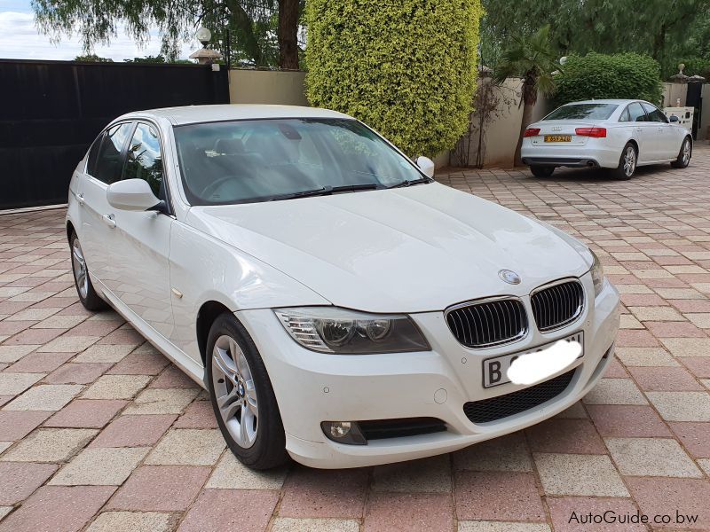 BMW 323i (E90 Facelift) in Botswana