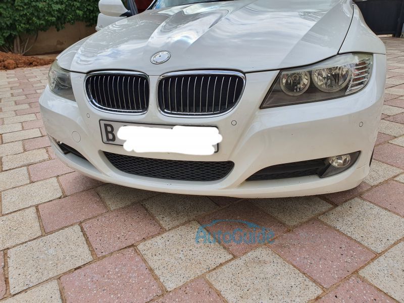 BMW 323i (E90 Facelift) in Botswana