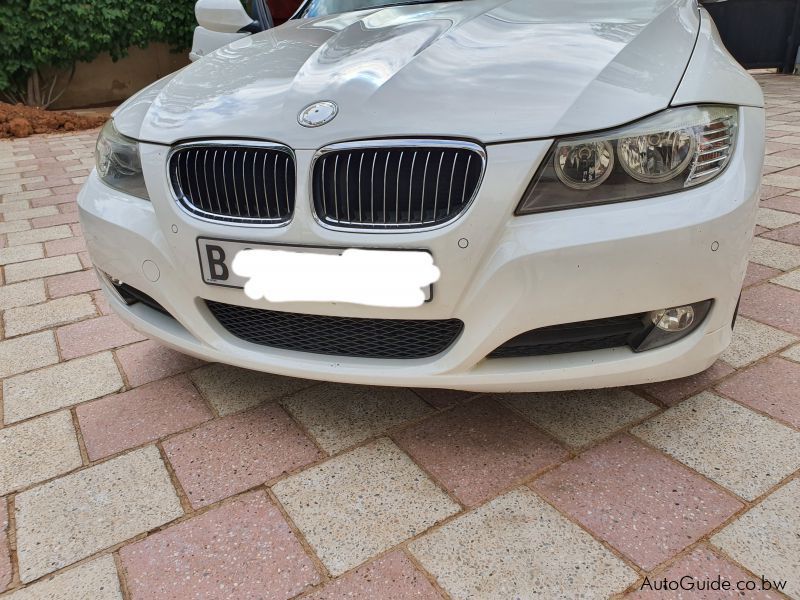 BMW 323i (E90 Facelift) in Botswana