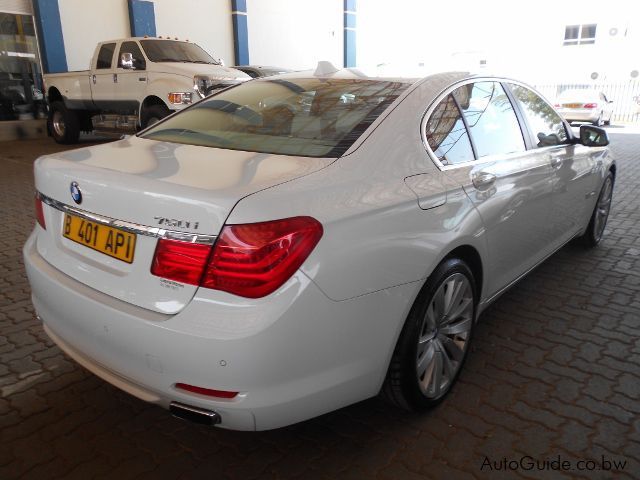 BMW 750 in Botswana