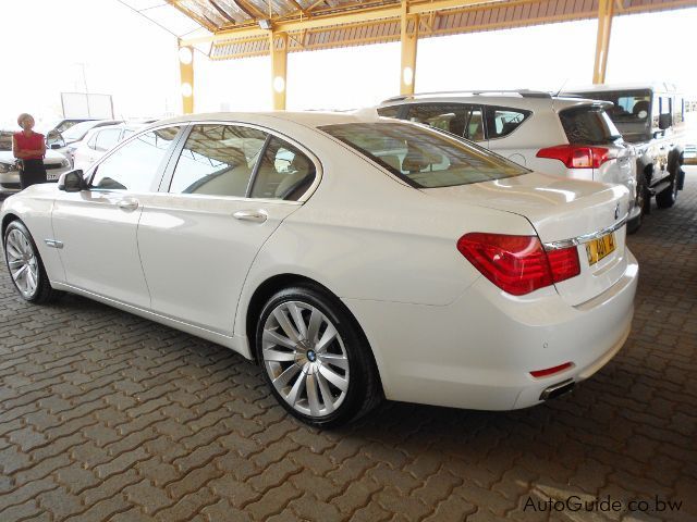 BMW 750 in Botswana