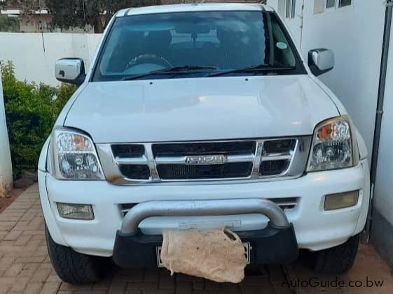 Isuzu KB300 LS in Botswana