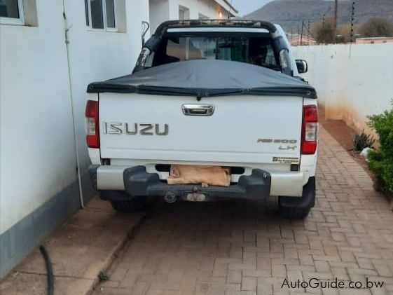 Isuzu KB300 LS in Botswana