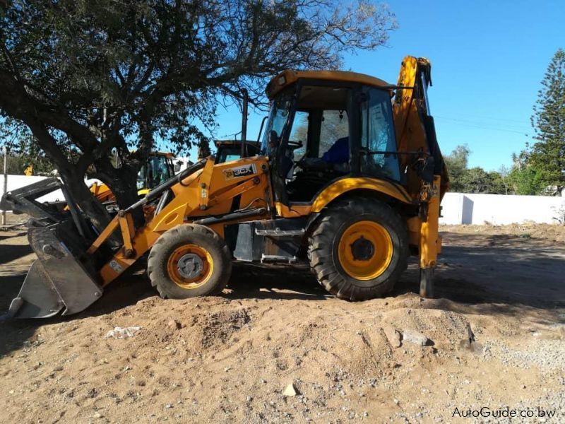 JCB 3CX4 Site Master in Botswana