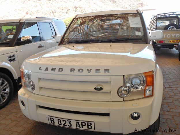 Land Rover Discovery 3 in Botswana