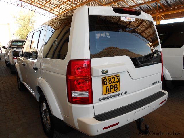 Land Rover Discovery 3 in Botswana