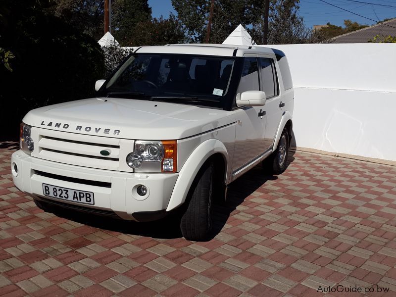 Land Rover Discovery 3 in Botswana