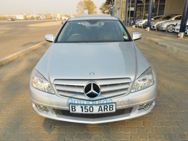 Mercedes-Benz C280 Avantgarde in Botswana