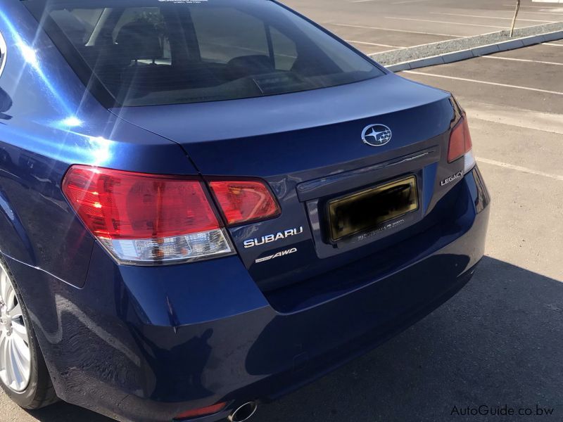 Subaru Legacy 2.5i in Botswana