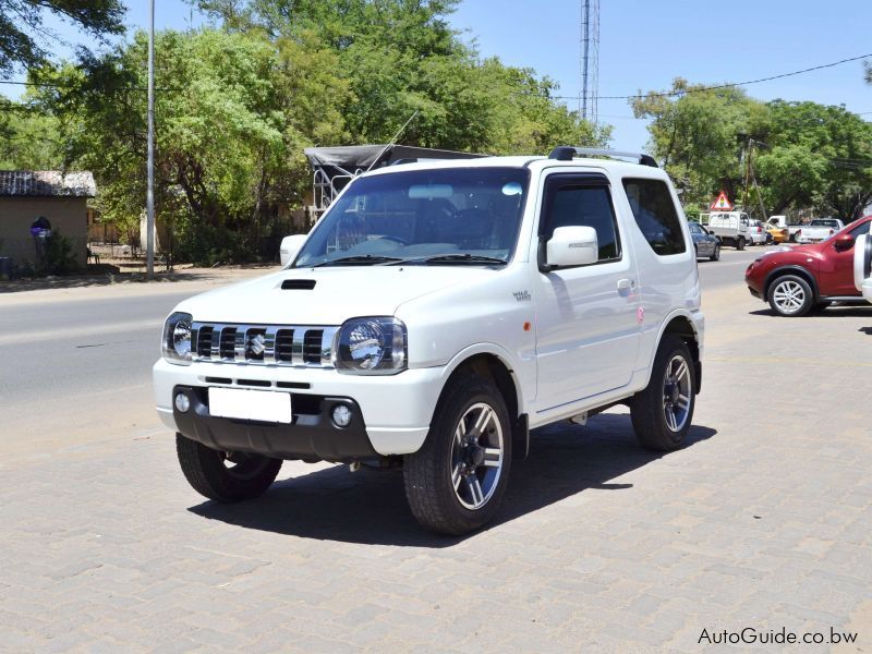 Suzuki Jimny Usado 2009 Jimny a la venta Gaborone Suzuki Jimny
