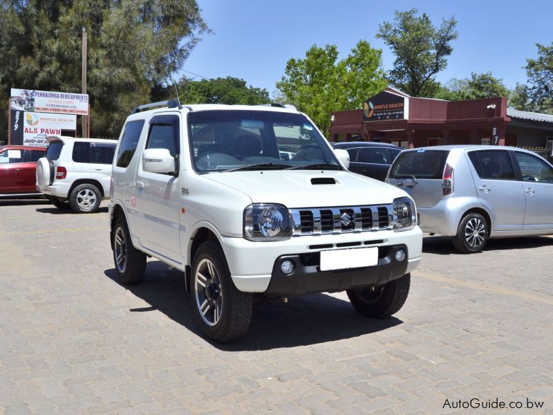 Suzuki Jimny Usado 2009 Jimny a la venta Gaborone Suzuki Jimny