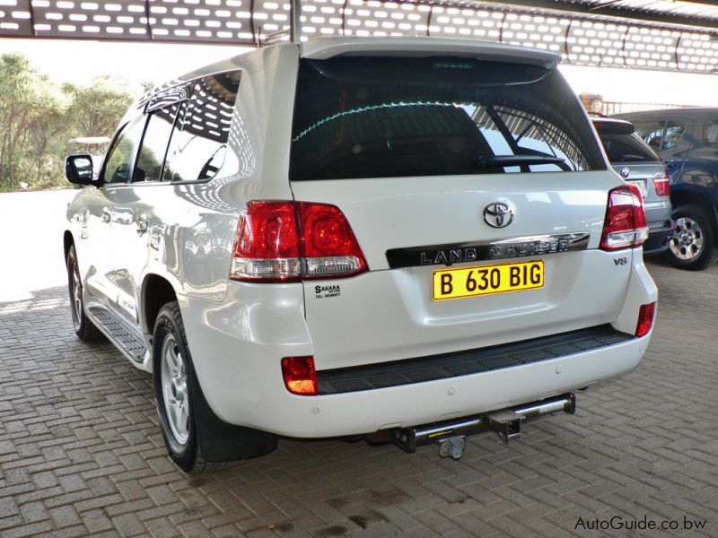 Toyota Land Cruiser   in Botswana