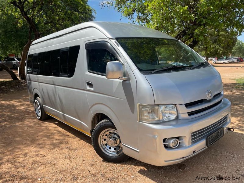 Toyota Quantum 2TR in Botswana