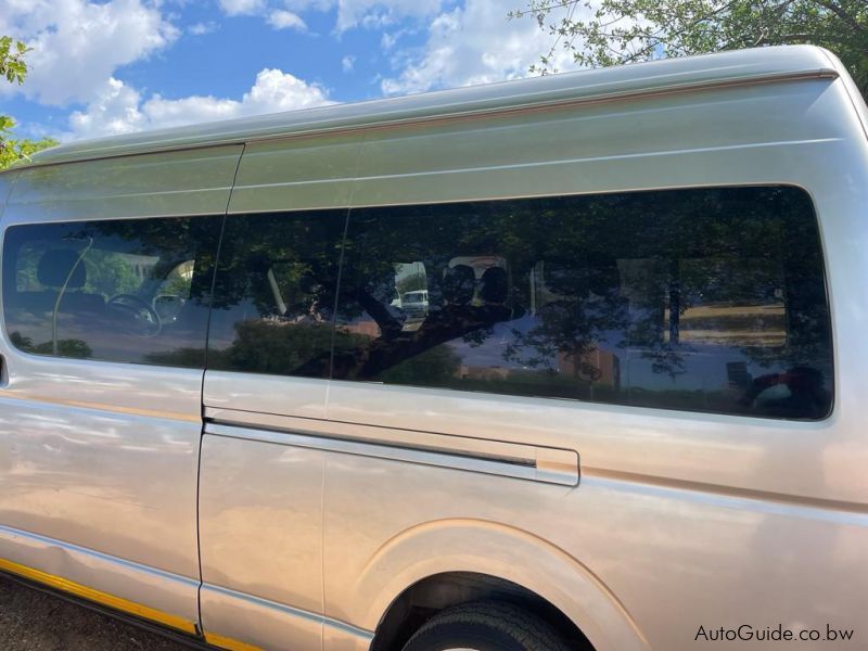 Toyota Quantum 2TR in Botswana