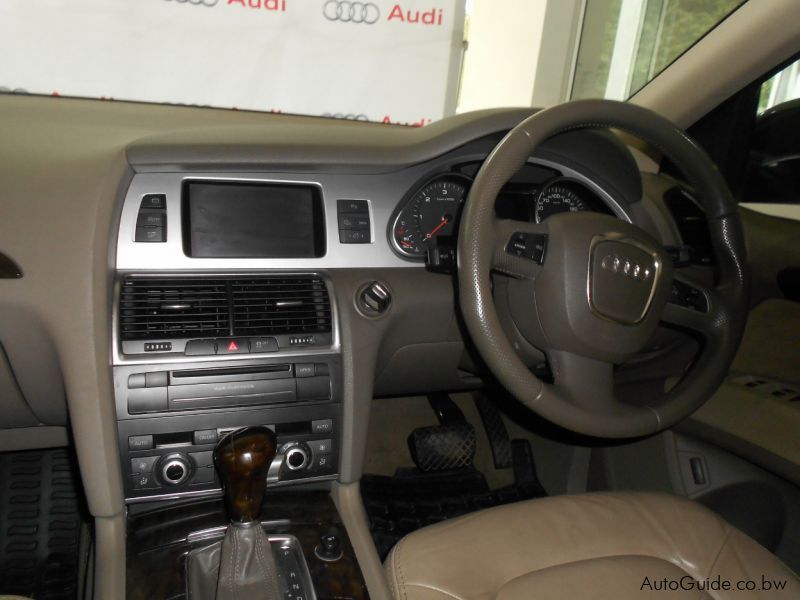 Audi Q7 in Botswana