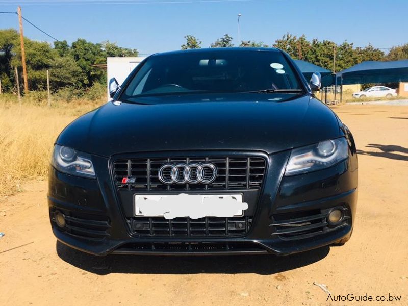 Audi S4 in Botswana