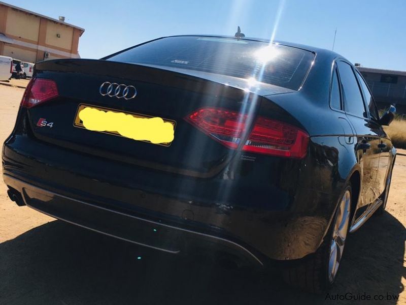 Audi S4 in Botswana