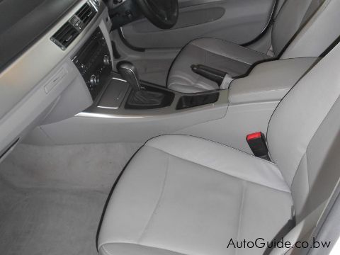BMW 323i A E90 in Botswana