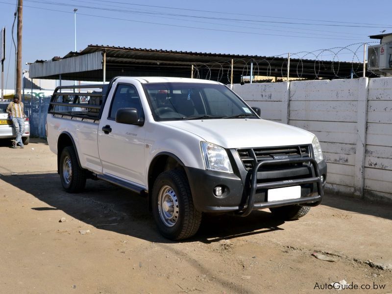 Isuzu KB200 Fleetside in Botswana