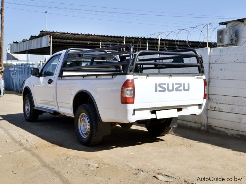 Isuzu KB200 Fleetside in Botswana