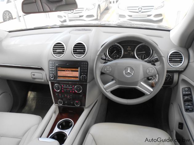 Mercedes-Benz GL 350 CDi in Botswana