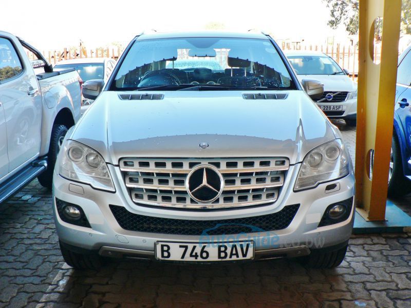 Mercedes-Benz ML 350 in Botswana