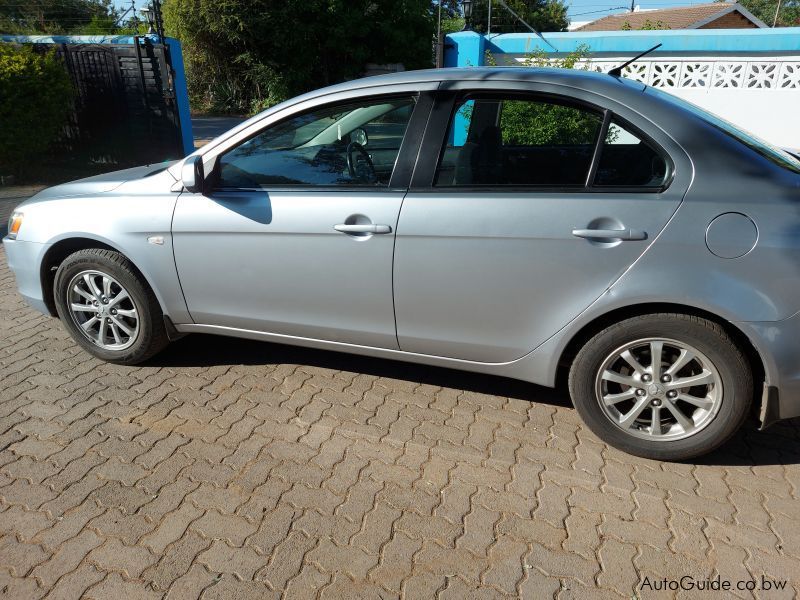 Mitsubishi Lancer GLS in Botswana