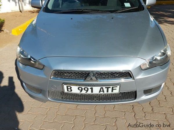 Mitsubishi Lancer GLS in Botswana