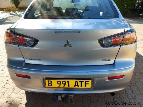 Mitsubishi Lancer GLS in Botswana