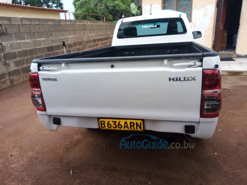 Toyota Hilux vvti 2wd in Botswana