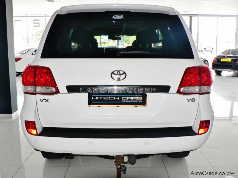 Toyota Land Cruiser 200 Series VX V8 in Botswana