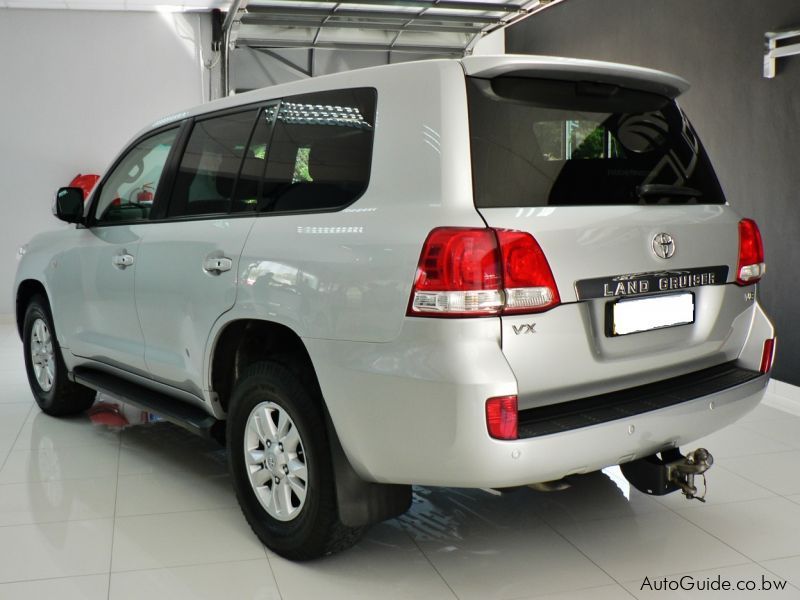 Toyota Land Cruiser VX in Botswana