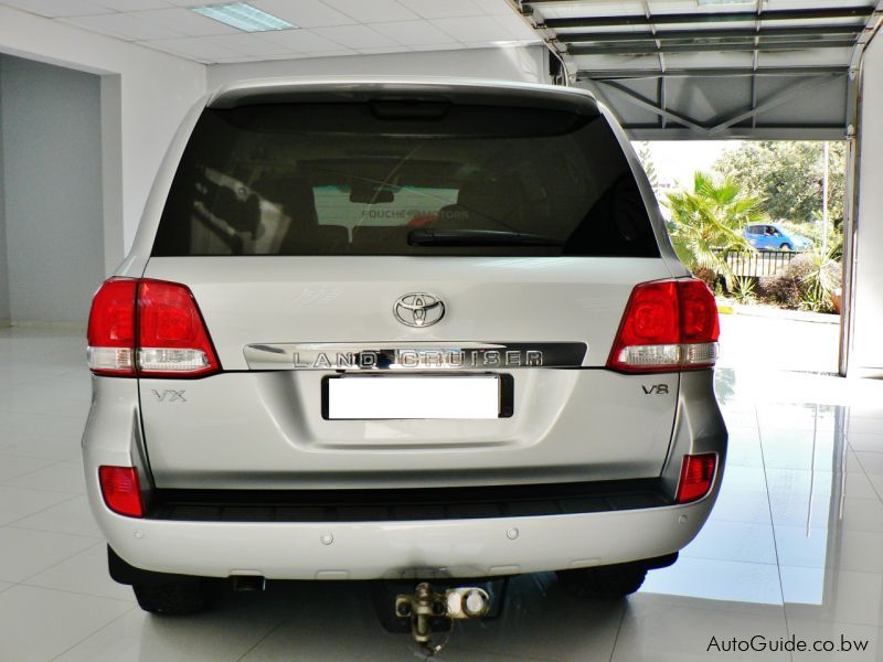 Toyota Land Cruiser VX in Botswana