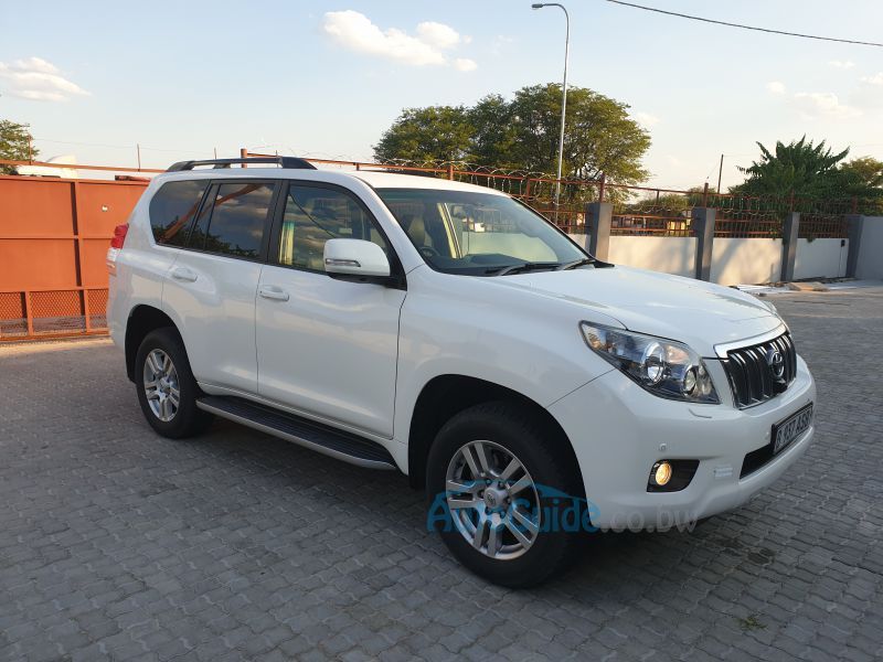 Toyota Prado 3.0 D4D VX in Botswana